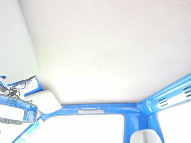 100%原鈑件，原廠用車，品質第一，SUM+YES雙認證，最高2年/5萬全台保固，好漂亮，可全額貸款唷~  第17張相片