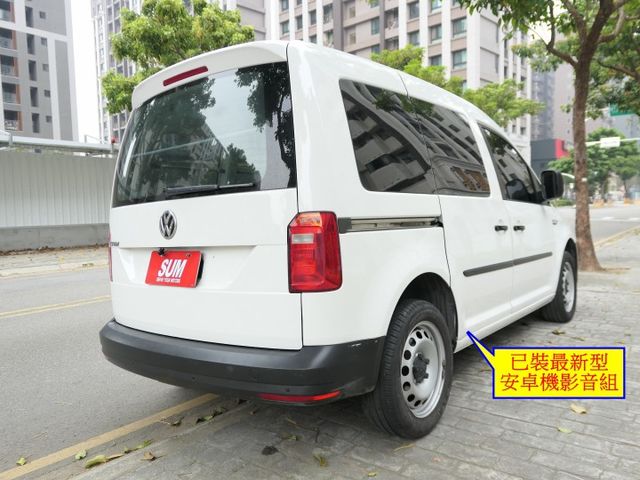 100%原鈑件，安卓機影音組， 1年僅跑1.3萬，SUM+YES雙認證，全台保固，好美，可全額貸款唷~  第3張相片