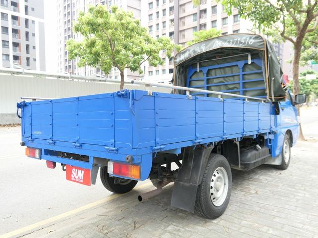 100%原鈑件，原廠保養廠用車，超美，SUM+YES雙認證，最高2年/5萬公里保固，可以全額貸款唷~  第10張相片