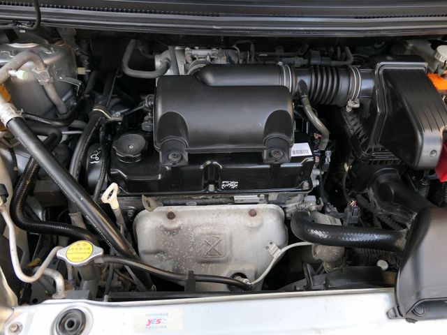 頂級電動尾門，1年僅跑1.3萬，SUM認證車，車況很好，超值好車，可全額貸款唷~  第20張相片
