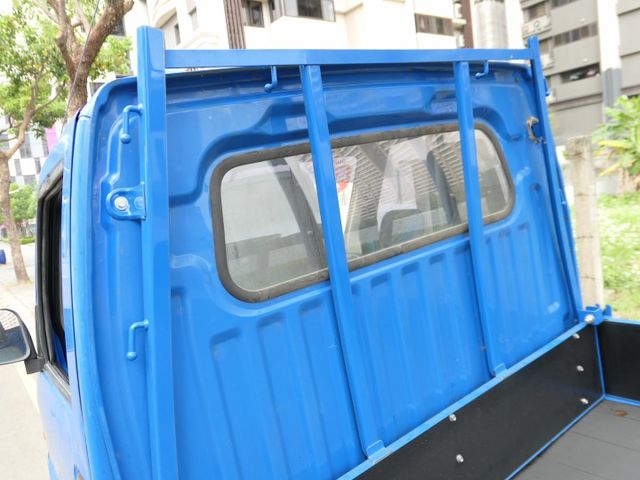 全新貨斗，按時保養，車況好，歡迎來試開，可以全額貸款唷~  第14張相片