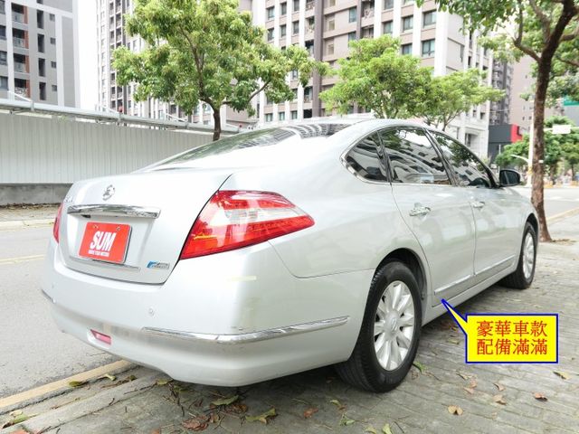 1年僅跑4千公里，SUM+YES雙認證，豪華配備滿滿，就是新車的氣氛，北台我最美，可全額貸款~  第3張相片