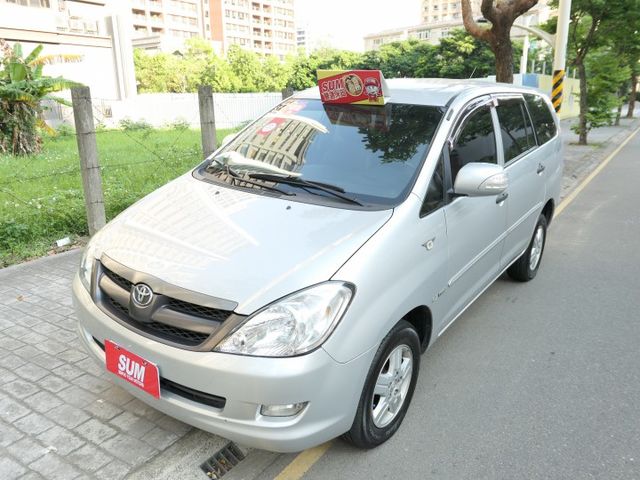 1年僅跑1.3萬，安卓機影音組，SUM+YES雙認證，車主超顧車，內外新車FU，可全額貸款唷~  第1張相片