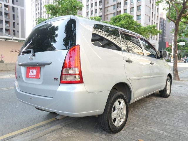 1年僅跑1.3萬，安卓機影音組，SUM+YES雙認證，車主超顧車，內外新車FU，可全額貸款唷~  第3張相片