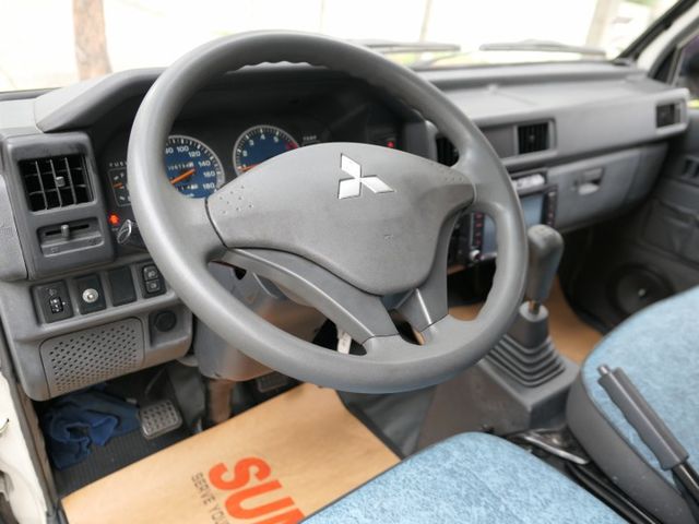 僅跑6700公里，100%原鈑件，就是新車，全台我最美，電動鷗翼車廂，售後全台保固，買到賺到，可以全額貸款~  第13張相片