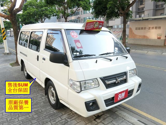 僅跑5.2萬，100%原鈑件，SUM+YES雙認證，全台保固，婚宴館用車，車庫停車，北台我最美，可全額貸款唷~  第2張相片