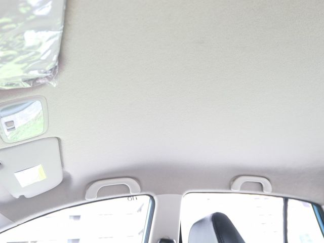 1年僅跑7500公里，安卓機，SUM+YES雙認證，女用超極顧車，車況非常好，可全額貸款唷~  第17張相片