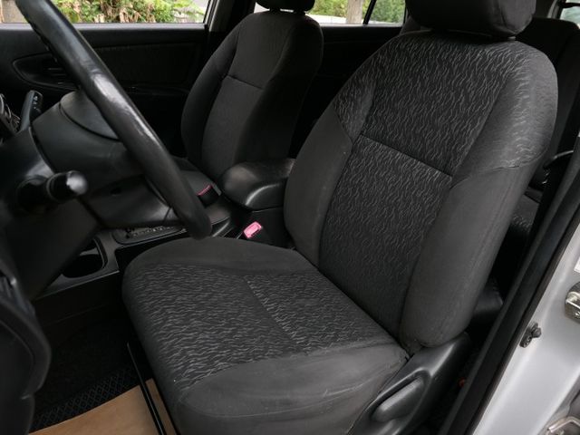 100%原鈑件，已裝安卓機，1年僅跑9千公里，SUM+YES雙認證，1手女用車，超美，可全額貸款唷~  第10張相片