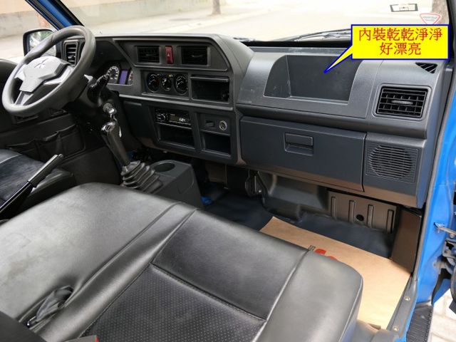 100%原鈑件，僅跑4.1萬公里，SUM+YES雙認證，最高2年/5萬全台保固，可全額貸款唷~  第10張相片