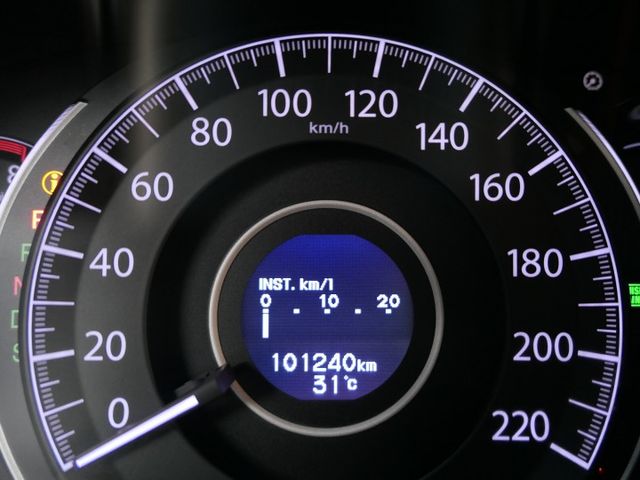 100%原鈑件，1年僅跑1.2萬，SUM+YES雙認證，全台保固，車主很顧車好漂亮，可全額貸款唷~  第7張相片