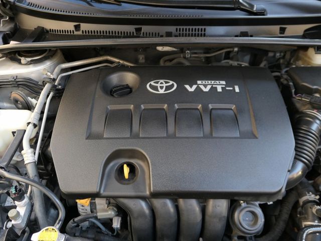 1年僅跑1.3萬，SUM認證車，售後全台保固，阿伯開的車，好漂亮，可全額貸款唷~  第18張相片