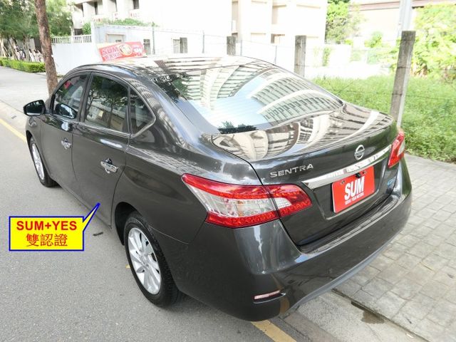 100%原鈑件，已裝安卓機，SUM+YES雙認證，全台保固，少跑，就是漂亮，可全額貸款唷~  第4張相片