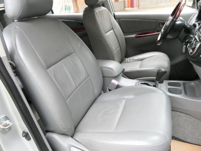 100%原鈑件，已裝安卓機，SUM+YES雙認證，阿伯很顧車，整車超美，可全額貸款唷~  第9張相片