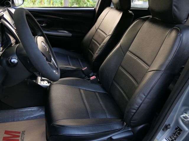 100%原鈑件，空力套件S版，好有型，1年僅跑1.4萬，SUM+YES雙認證，最高2年/5萬全台保固，超美，可全額貸款  第9張相片