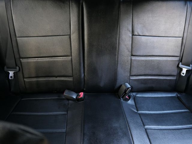 100%原鈑件，空力套件S版，好有型，1年僅跑1.4萬，SUM+YES雙認證，最高2年/5萬全台保固，超美，可全額貸款  第11張相片