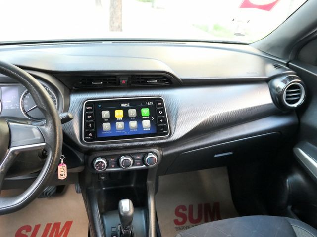 100%原鈑件，已裝安卓機，僅跑6萬，SUM+YES雙認證，最高2年/5萬全台保固，北台我最美，可全額貸款唷~  第12張相片