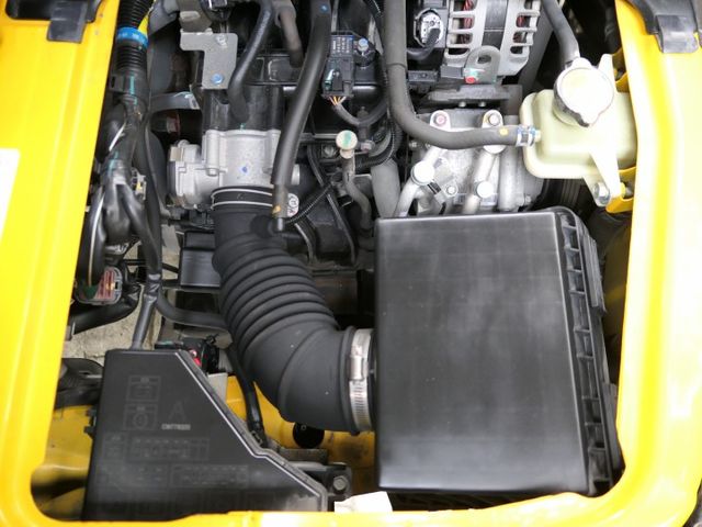 僅跑2.4萬，原廠保養，品質第一，SUM+YES雙認證，最高2年/5萬全台保固，就是新車，可全額貸款唷~  第19張相片