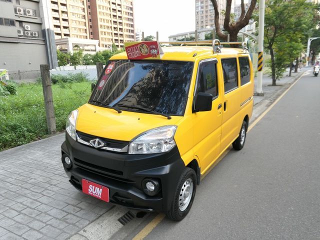 1年僅跑9千公里，原廠保養，品質第一，SUM+YES雙認證，最高2年/5萬全台保固，美車，可全額貸款唷~  第1張相片