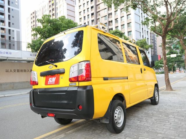 1年僅跑9千公里，原廠保養，品質第一，SUM+YES雙認證，最高2年/5萬全台保固，美車，可全額貸款唷~  第3張相片