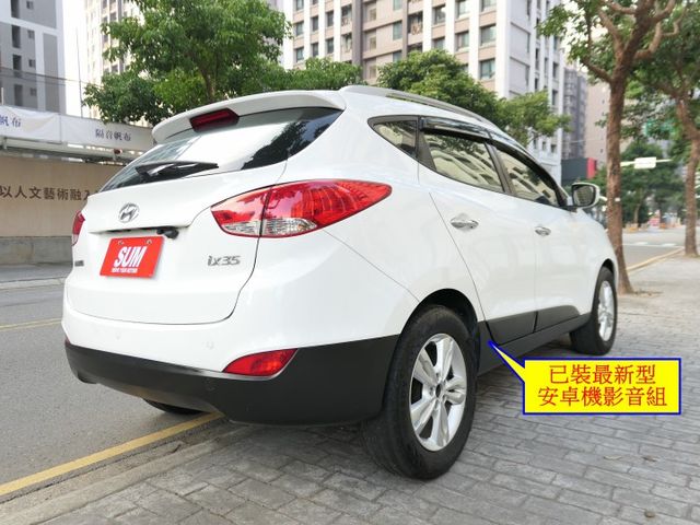 1年僅跑1.5萬，已裝安卓機，SUM認證車，車主很顧車，就是好漂亮，可全額貸款唷~  第3張相片