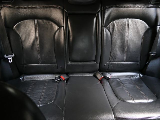 1年僅跑1.5萬，已裝安卓機，SUM認證車，車主很顧車，就是好漂亮，可全額貸款唷~  第10張相片