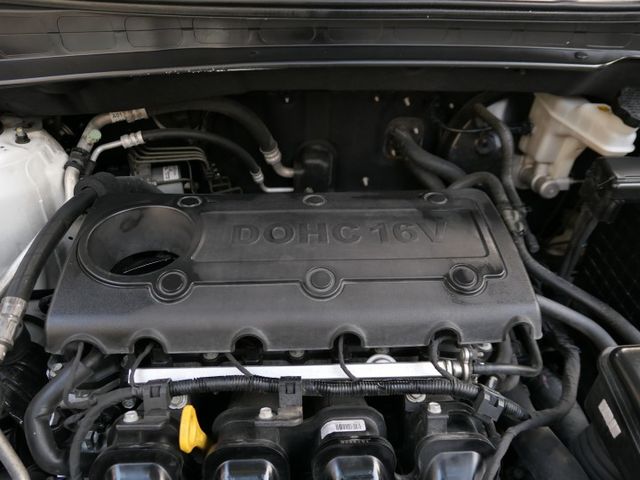 1年僅跑1.5萬，已裝安卓機，SUM認證車，車主很顧車，就是好漂亮，可全額貸款唷~  第17張相片