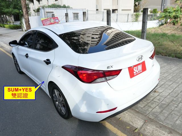 已裝安卓機，頂級i-KEY，6氣囊配備滿滿，SUM認證車，全台保固，CP值超高，可全額貸款唷~  第4張相片