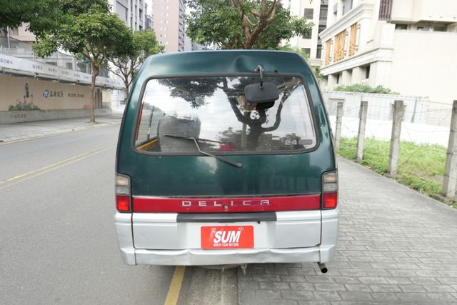 1年僅跑9千公里，剛保養過，引擎安靜，冷氣強冷，CP值超高，買到賺到~  第6張相片