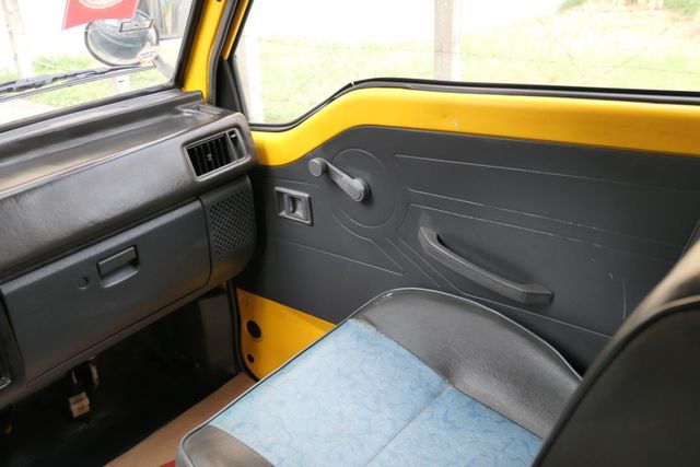 1年僅跑9千公里，剛保養過，引擎安靜，冷氣強冷，CP值超高，買到賺到~  第14張相片