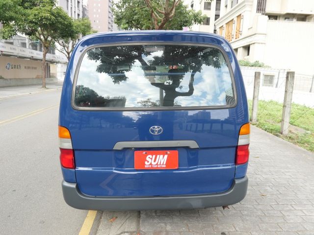 1年僅跑7千，超少跑，難得手排，引擎變速箱健康，冷氣強冷，車況好，cp值高，買到賺到~  第7張相片