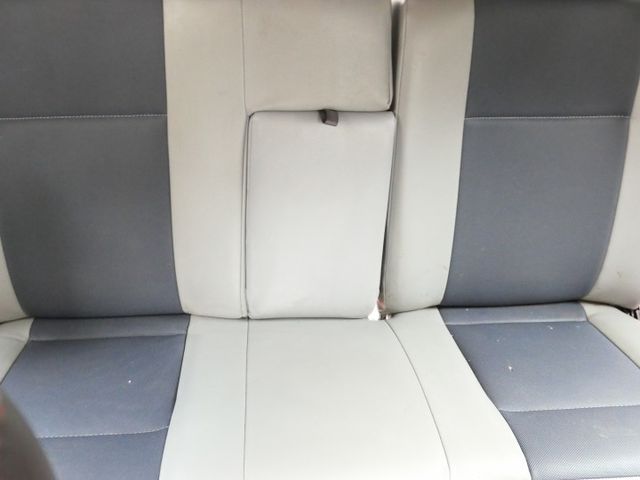 1年僅跑7千，超少跑，難得手排，引擎變速箱健康，冷氣強冷，車況好，cp值高，買到賺到~  第12張相片