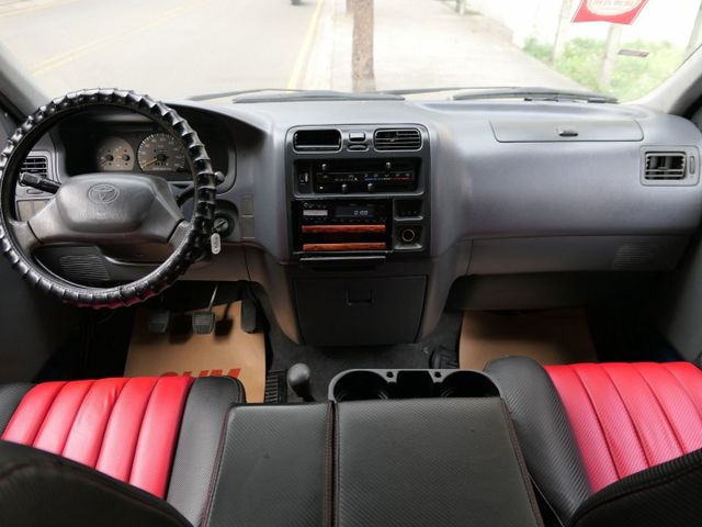 1年僅跑7千，超少跑，難得手排，引擎變速箱健康，冷氣強冷，車況好，cp值高，買到賺到~  第13張相片