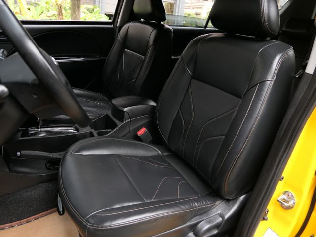 100%原鈑件，已裝高階安卓機，SUM+YES雙認證，最高2年/5萬全台保固，就是新車FU，可全額貸款唷~  第9張相片