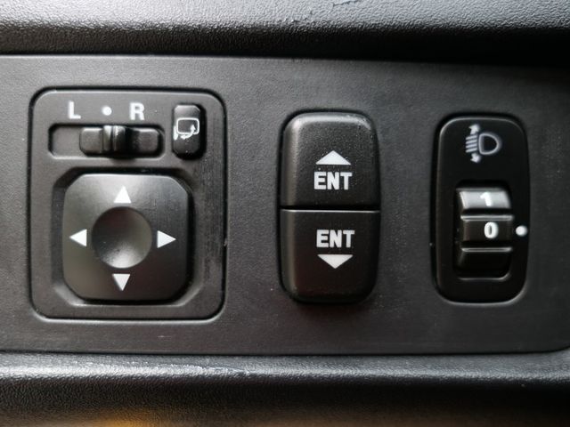 100%原鈑件，已裝高階安卓機，SUM+YES雙認證，最高2年/5萬全台保固，就是新車FU，可全額貸款唷~  第14張相片