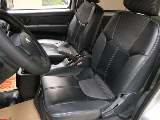 2022年式，100%原鈑件，SUM+YES雙認證，最高2年/5萬全台保固，好漂亮，可全額貸款唷~  第8張相片