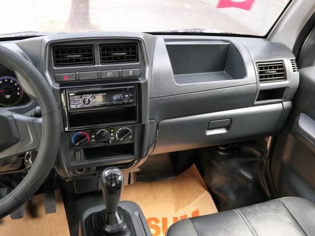 2022年式，100%原鈑件，SUM+YES雙認證，最高2年/5萬全台保固，好漂亮，可全額貸款唷~  第12張相片