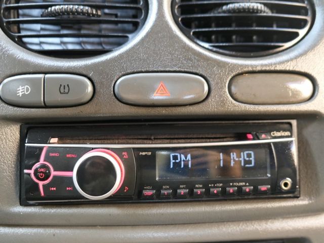 100%原鈑件，1手車庫車，潔癖人開 很顧車，SUM+YES雙認證，最高2年/5萬全台保固，美車，可以全額貸款唷~  第13張相片