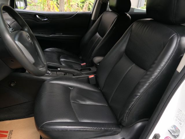 2017年式，1年僅跑1.1萬，SUM+YES雙認證，全台保固，女用就是新車的氣氛，北台我最美，可以全額貸款唷~  第10張相片