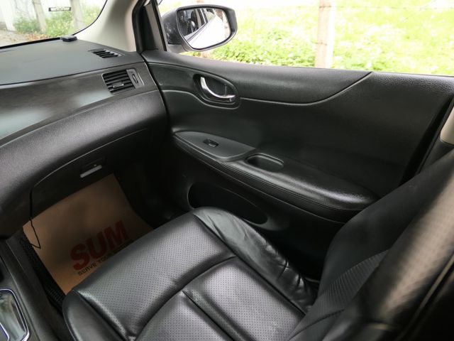 2017年式，1年僅跑1.1萬，SUM+YES雙認證，全台保固，女用就是新車的氣氛，北台我最美，可以全額貸款唷~  第15張相片