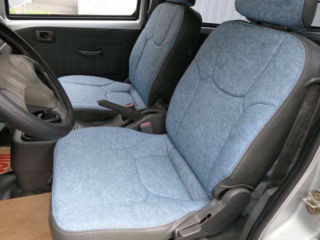 1年僅跑1.1萬，SUM認證車，按時保養，車況超好，買到賺到，可以全額貸款唷~  第9張相片