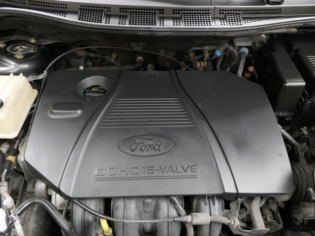 1年僅跑9千公里，已裝安卓機，SUM認證車，後排有冷氣全車強冷，阿伯開的車，可以全額貸款唷~  第15張相片