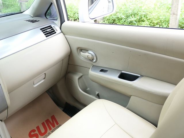 單純跑多，引擎安靜無煙，冷氣強冷，底盤安靜平穩，優質代步車，你一定會喜歡，可全額貸款唷~  第14張相片