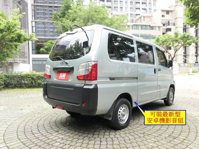 5人座，原廠保養，品質第一，SUM+YES雙認證，最高2年/5萬全台保固，CP值超高，可以全額貸款唷~  第3張相片