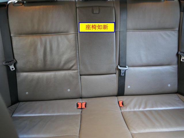 1年僅跑1.2萬公里，SUM+YES雙認證，配備滿滿，車主很顧車，整個就是新車的氣氛，包你一看就喜歡~  第10張相片