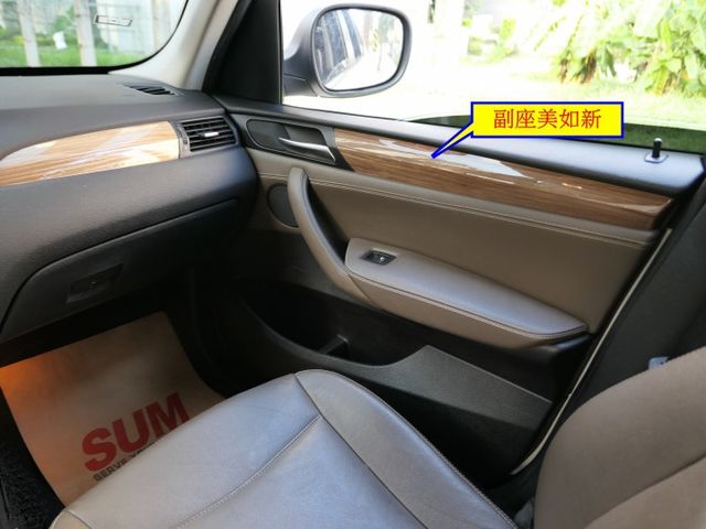 1年僅跑1.2萬公里，SUM+YES雙認證，配備滿滿，車主很顧車，整個就是新車的氣氛，包你一看就喜歡~  第13張相片