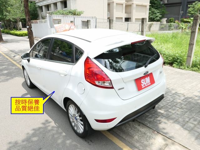 1年僅跑9千公里，已裝安卓機，SUM+YES雙認證，全台保固，潔癖人開的車，車況好，可以全額貸款唷~  第4張相片
