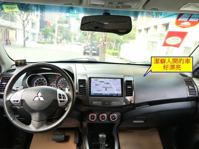 4wd，1年僅跑1.3萬，已裝安卓機，SUM+YES雙認證，1手車庫車，車況非常好，CP值超高，買到賺到~  第10張相片