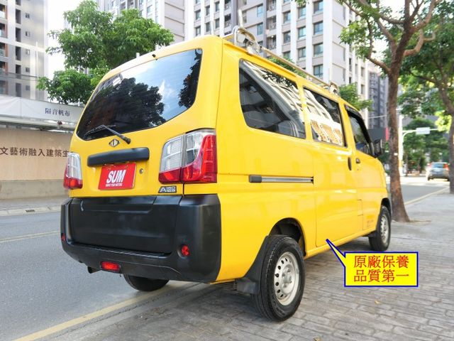 100%原鈑件，僅跑5萬公里，SUM+YES雙認證，最高2年/5萬全台保固，就是新車FU，可以全額貸款唷~  第3張相片