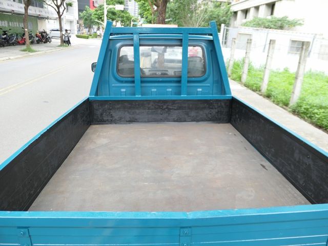 1手車庫車，阿伯退休了，1年僅跑9千公里，原廠保養，品質第一，SUM認證車，冷氣強冷，車況無敵好~  第11張相片