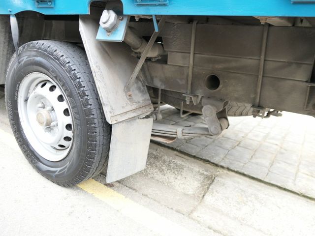 1手車庫車，阿伯退休了，1年僅跑9千公里，原廠保養，品質第一，SUM認證車，冷氣強冷，車況無敵好~  第15張相片
